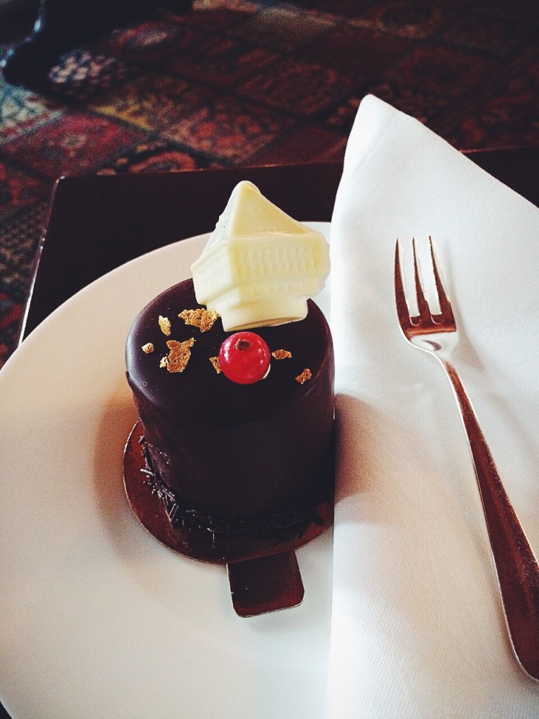 Processed with VSCOcam with f2 preset