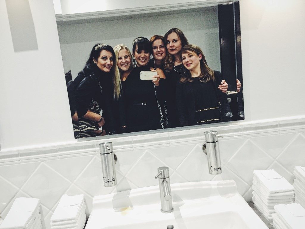 Junggesellinnenabschied in Pink + Fantissima